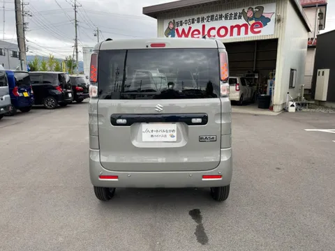 Suzuki Spacia Base