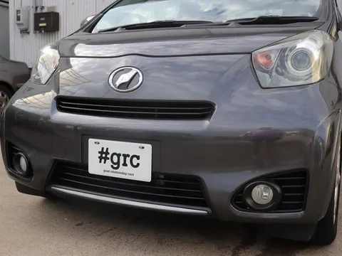 Toyota iQ