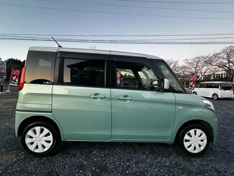 Suzuki Spacia