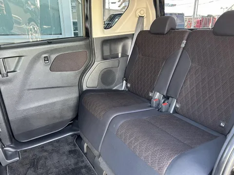 Mitsubishi eK X Space