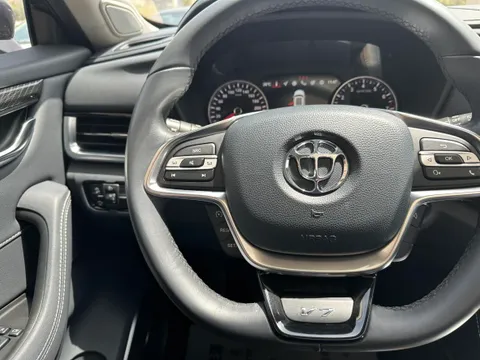 Brilliance V7