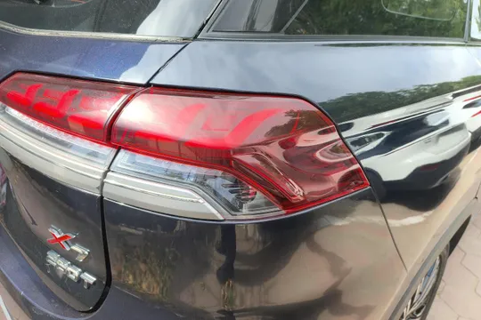 Changan X7