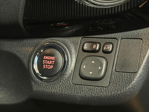Toyota Yaris (Vitz)