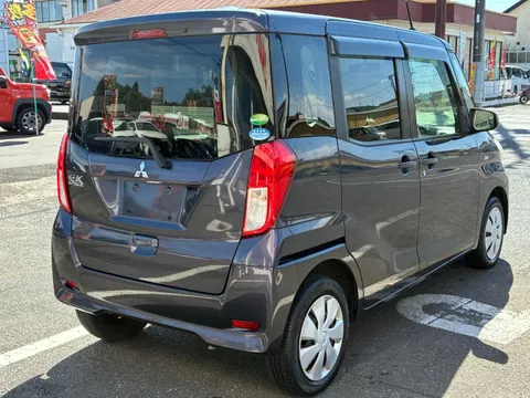 Mitsubishi eK Space