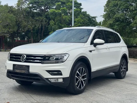 Volkswagen Tiguan L