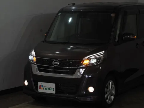 Nissan Dayz Roox