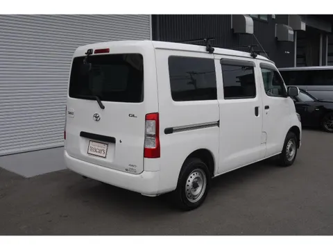 Toyota TownAce Van