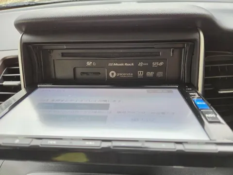 Honda N-BOX Slash