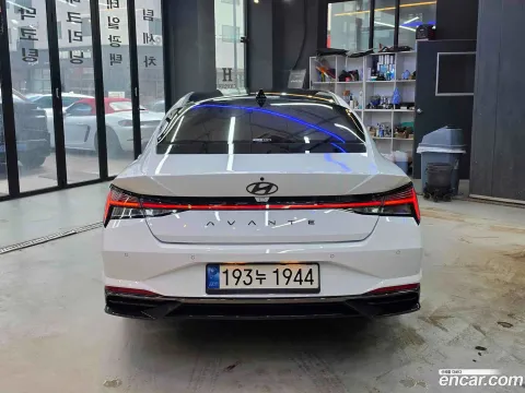 Hyundai Elantra (Avante)