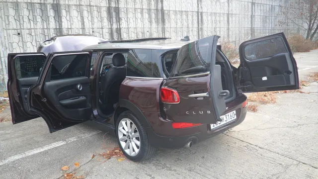 MINI Clubman