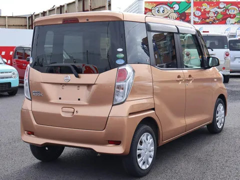 Nissan Dayz Roox