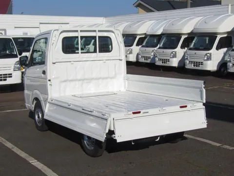 Mazda Scrum Truck