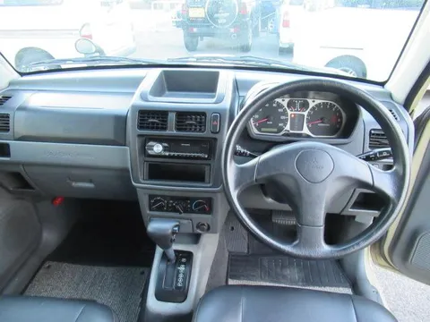 Mitsubishi Pajero Mini