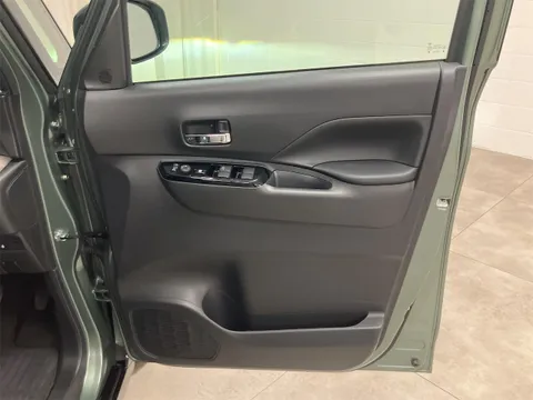 Mitsubishi Delica Mini