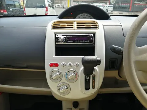 Nissan Otti