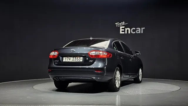 Renault SM3