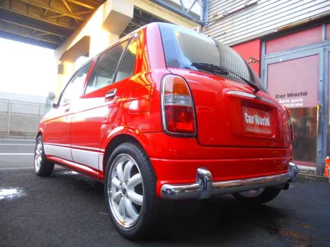 Daihatsu Mira Gino