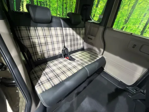 Honda N-BOX Joy