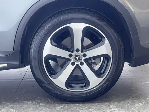 Mercedes-Benz Mercedes-Benz GLC