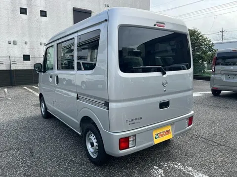 Nissan Clipper