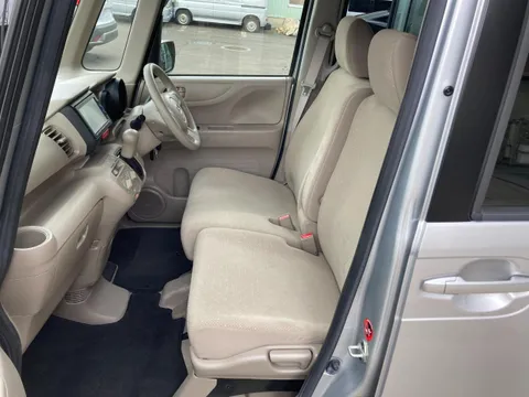 Honda N-BOX Plus