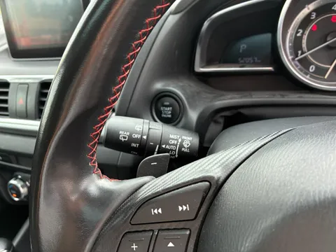 Mazda Axela Sport