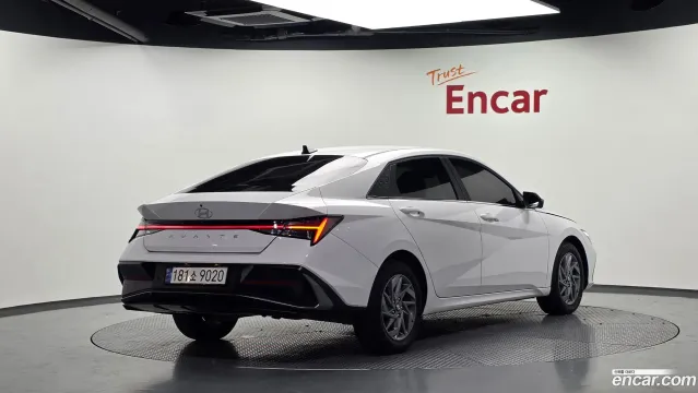 Hyundai Elantra (Avante)