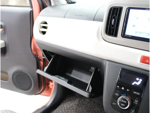 Daihatsu Mira Tocot