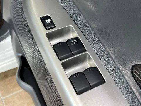Mitsubishi eK Space Custom