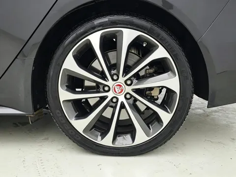 Jaguar XEL