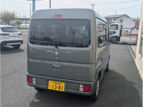Suzuki Every