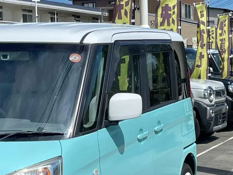 Suzuki Spacia
