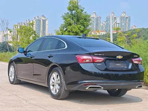 Chevrolet Malibu XL