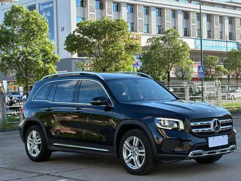 Mercedes-Benz Mercedes-Benz GLB