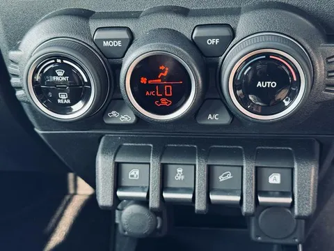 Suzuki Jimny Nomade