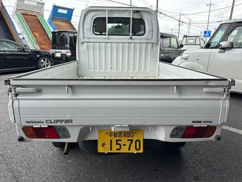 Nissan Clipper Truck