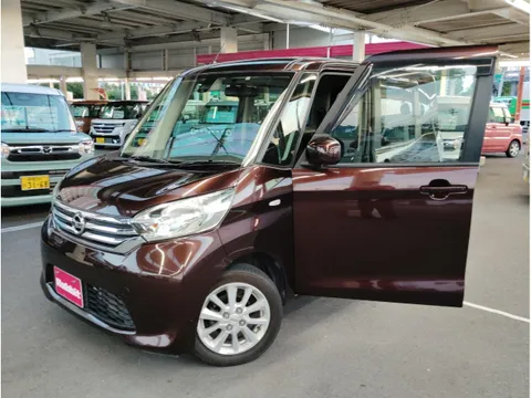 Nissan Dayz Roox
