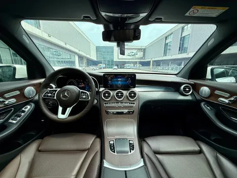 Mercedes-Benz Mercedes-Benz GLC
