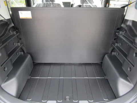 Suzuki Spacia Base
