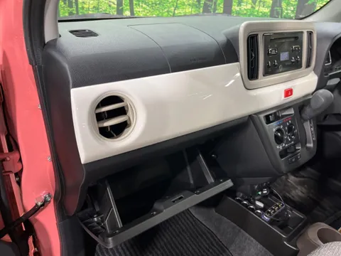 Daihatsu Mira Tocot