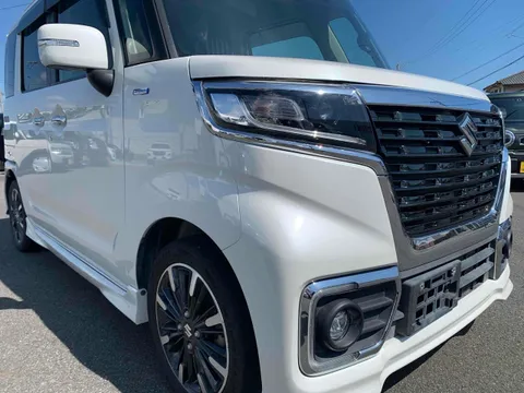 Suzuki Spacia Custom