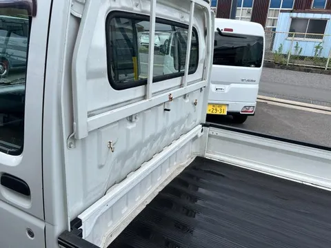 Mazda Scrum Truck