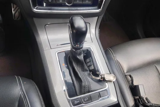 Roewe RX5