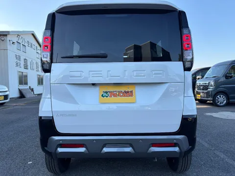 Mitsubishi Delica Mini