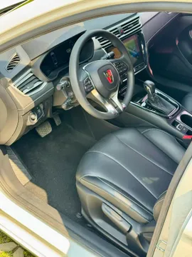 Roewe i5