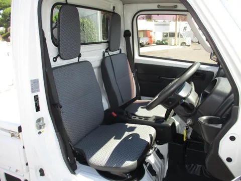 Nissan Clipper Truck