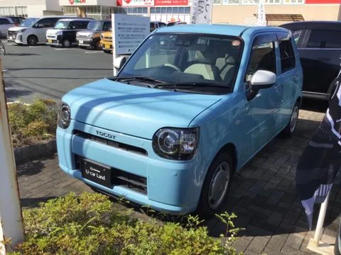 Daihatsu Mira Tocot