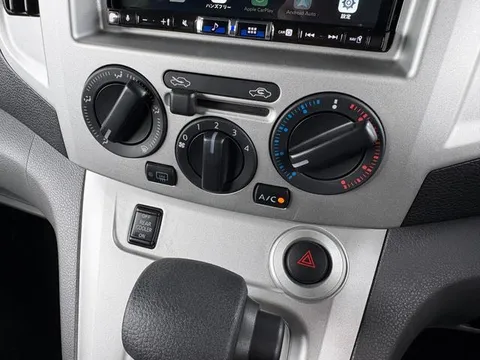Nissan Vanette