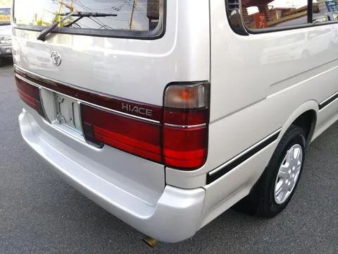 Toyota HiAce Wagon