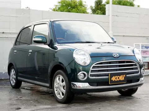 Daihatsu Mira Gino